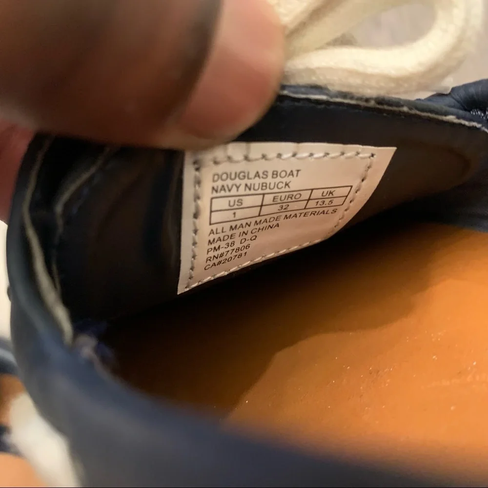 Tommy Hilfiger Navy Nubuck Douglas Boat Shoes Youth‎ Boy’s Size 1​